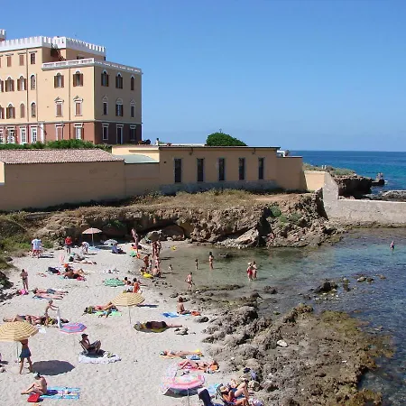 Homealgherothree-room 6 Beds Alghero
