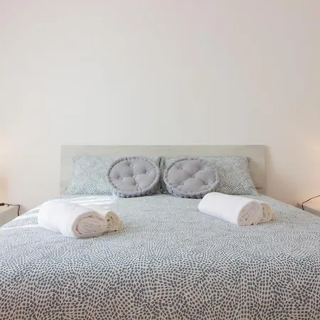 Apartmán Homealgherothree-room 6 Beds *