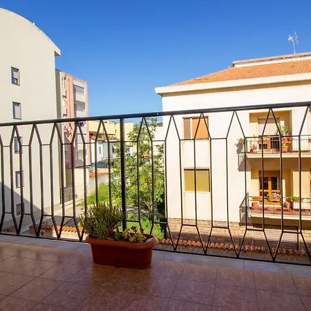 Homealgherothree-room 6 Beds Alghero